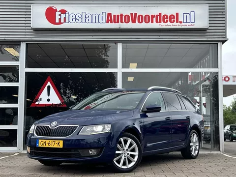 Skoda Octavia Combi 1.6 TDI Greentech DSG / Carplay / Keyless / Xenon / Navi / 2015