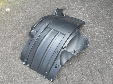 DAF 2257559 VOORWIELSPATSCHERM RH