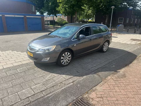 Opel Astra Sports Tourer 1.4 Turbo Automaat Cosmo Cruise PDC