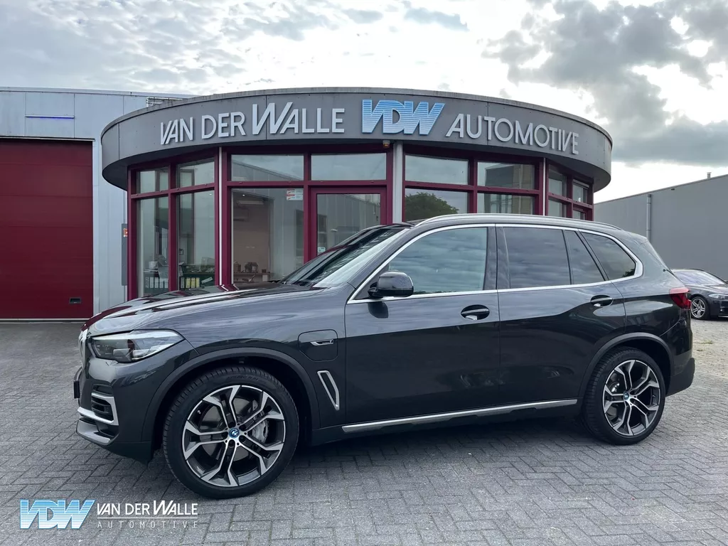 BMW X5 xDrive45e High Executive BTW Auto, Pano, HUD, Adaptive Cruise, Carplay,