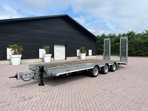 Veldhuizen 25 ton TRIDEM SEMI-DIEPLADER AANHANGWAGEN WIPKAR