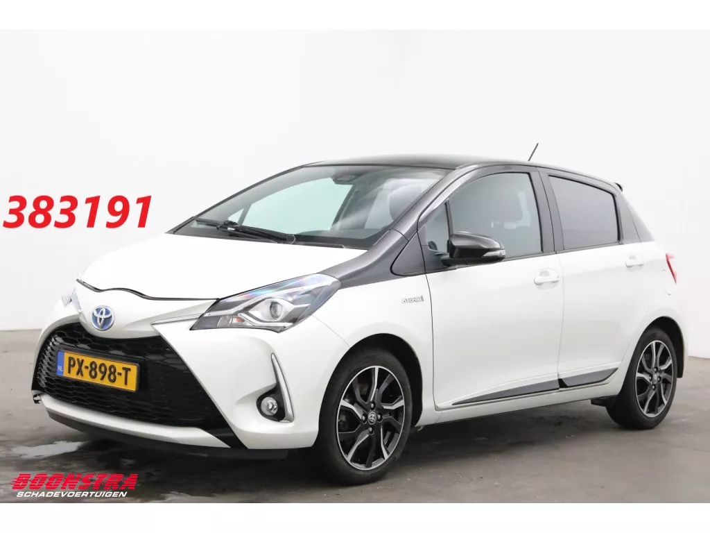 Toyota Yaris 1.5 Hybrid Bi-Tone Navi Clima Cruise Camera 19.743 km!