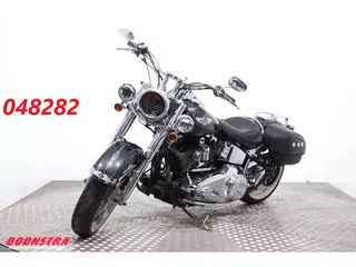 Harley-Davidson Softail FLSTN Deluxe Vance &amp; Hines