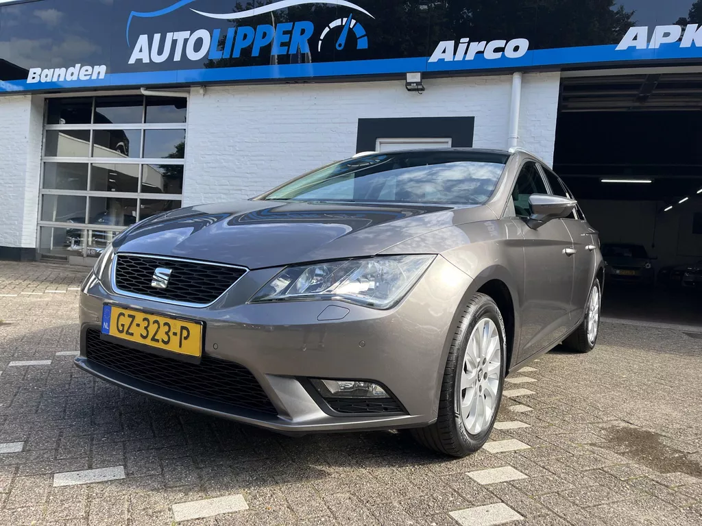 SEAT Leon ST 1.2 TSI Style /Nieuwe apk bij aflevering/Lm velgen/Trekhaak