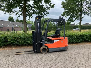 te koop toyota elektrische heftruck 5FBE18
