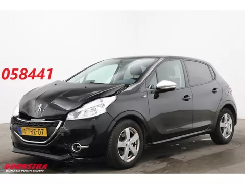 Peugeot 208 1.2 VTi Style Navi Airco Cruise PDC 117.066 km!