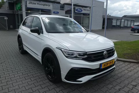 Volkswagen Tiguan 1.4 TSI eHybrid R-Line Business+ ELEKTRISCHE TREKHAAK 1.800KG, ADAPTIEVE CRUISE, STOEL/STUURVERWARMING, 52.170KM