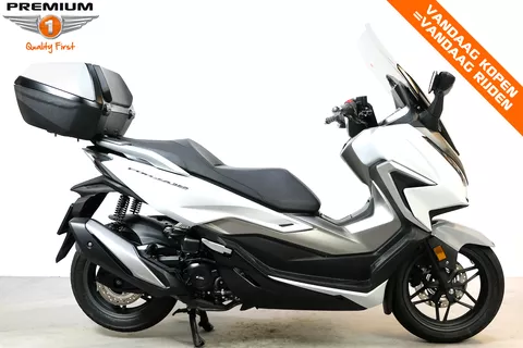 Honda Forza 350