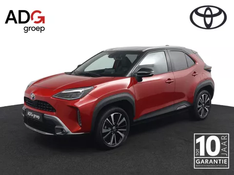 Toyota Yaris Cross 1.5 Hybrid AWD Adventure | 4X4 | Lederen Bekleding | HUD | Dodehoek Detectie | Stoel en Stuurverwarming | Elektrisch bedienbare Achterklep | Grootscherm Navigatie |