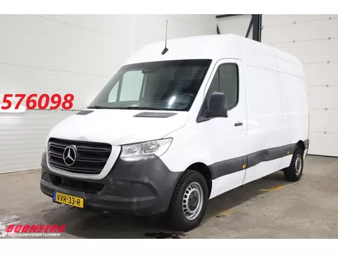 Mercedes-Benz Sprinter 215 CDI 9G-Tronic L2H-2 FWD Navi Airco Cruise Camera AHK 35.405 km!