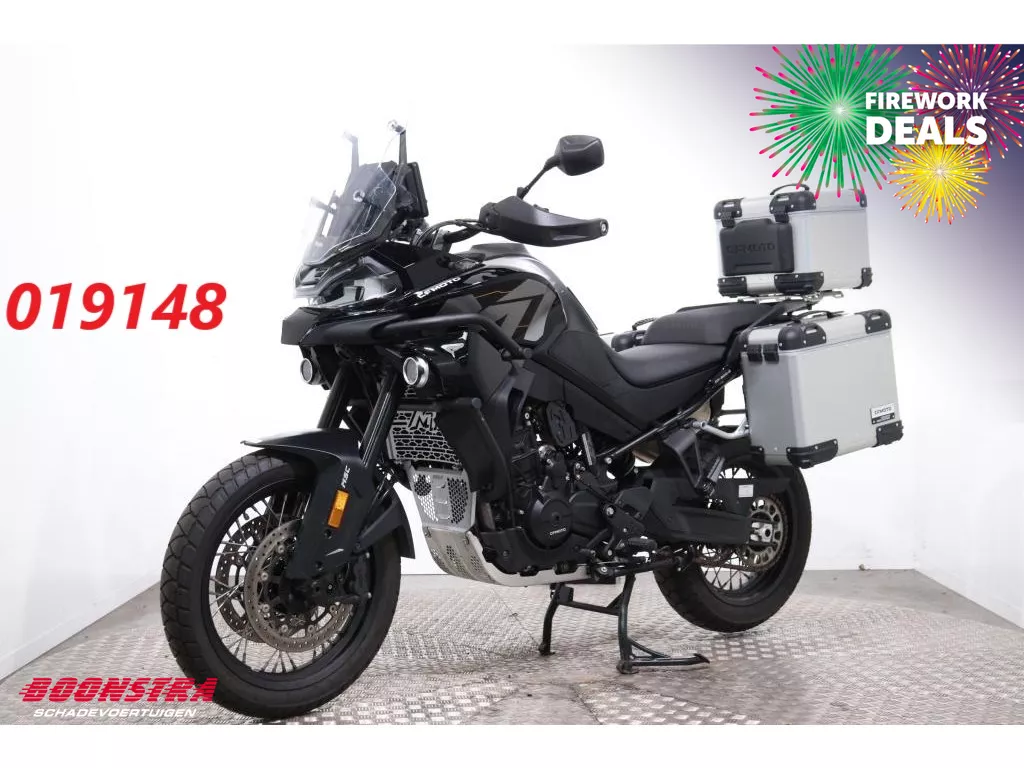 CFMOTO 800 MT Explorer LED Navi Cruise SHZ Heizgriffe 6.262 km!