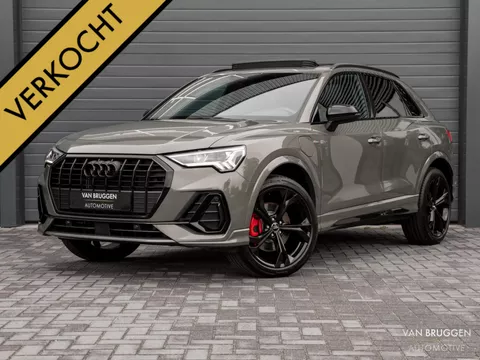 Audi Q3 45 TFSI E S-Line Pano Trekhaak Chronos BTW 20&quot; ACC Camera