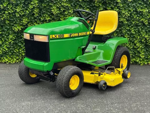 John Deere LX 188 0