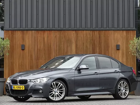 BMW 3 Serie 320i TwinTurbo Power / High Exec. M-Individual / LED / *NAP*
