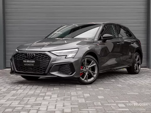 Audi A3 Sportback 40 TFSI E S-Line RS-Stoelen HUD S3 B&amp;O CarPlay Sfeer BTW 18&quot;