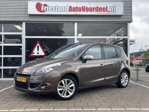 Renault Sc&eacute;nic 1.6 Celsium /Clima/Cruise/Navi/Camera/Trekhaak/APK 06-2026/