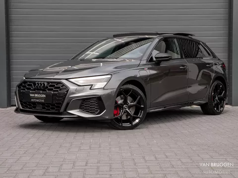 Audi A3 Sportback 45 TFSI e S-Line Pano S3 B&amp;O HUD Massage 19&quot; E-Stoelen BTW