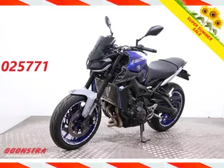 Yamaha MT 09 ABS Quickshift 29.103 km!