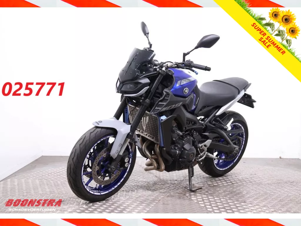 Yamaha MT 09 ABS Quickshift 29.103 km!