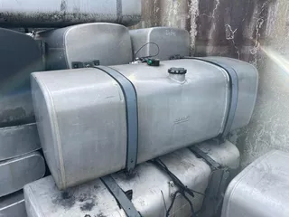 DAF 1681826 BRANDSTOFTANK 620 LTR 168X67.5X62.5 CM