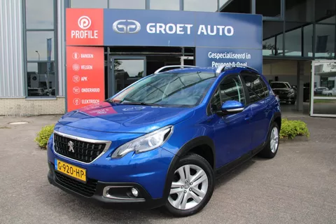 Peugeot 2008 1.2 PureTech 110pk Signature Airco Navi Carplay Trekhaak 39.104km