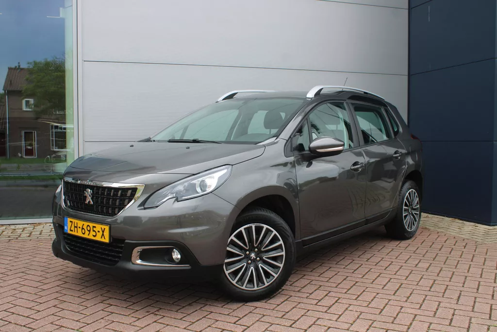 Peugeot 2008 1.2 PureTech 110pk Blue Lion Automaat EAT6 Airco Navi Carplay DAB