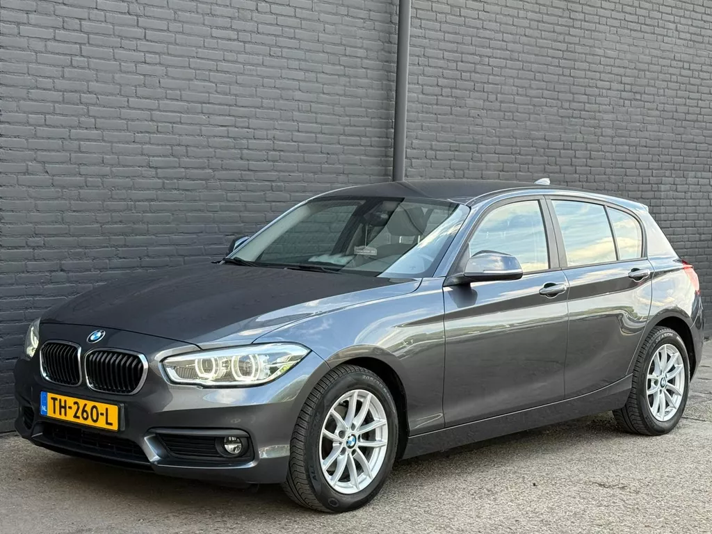 BMW 1-serie 118i Corporate Lease Executive NAVI | PDC | AIRCO | CRUISE | NWE APK BMW 1-serie 118i Corporate Lease Executive NAVI | PDC | AIRCO | CRUISE | NWE APK