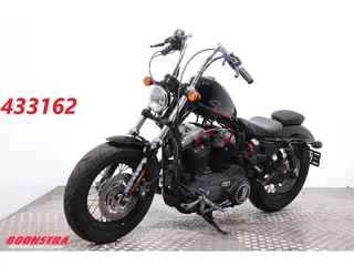 Harley-Davidson Sportster XL1200X Vance Hines