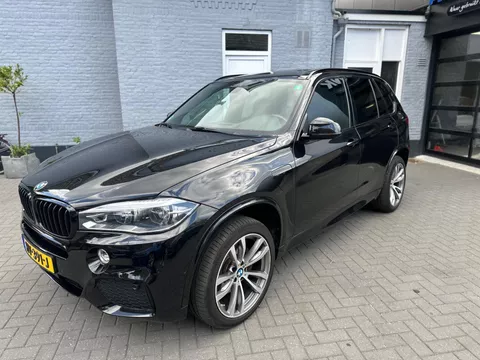 BMW X5 XDrive40e | M PAKKET | PANO | SOFT CLOSE | MEMORY |