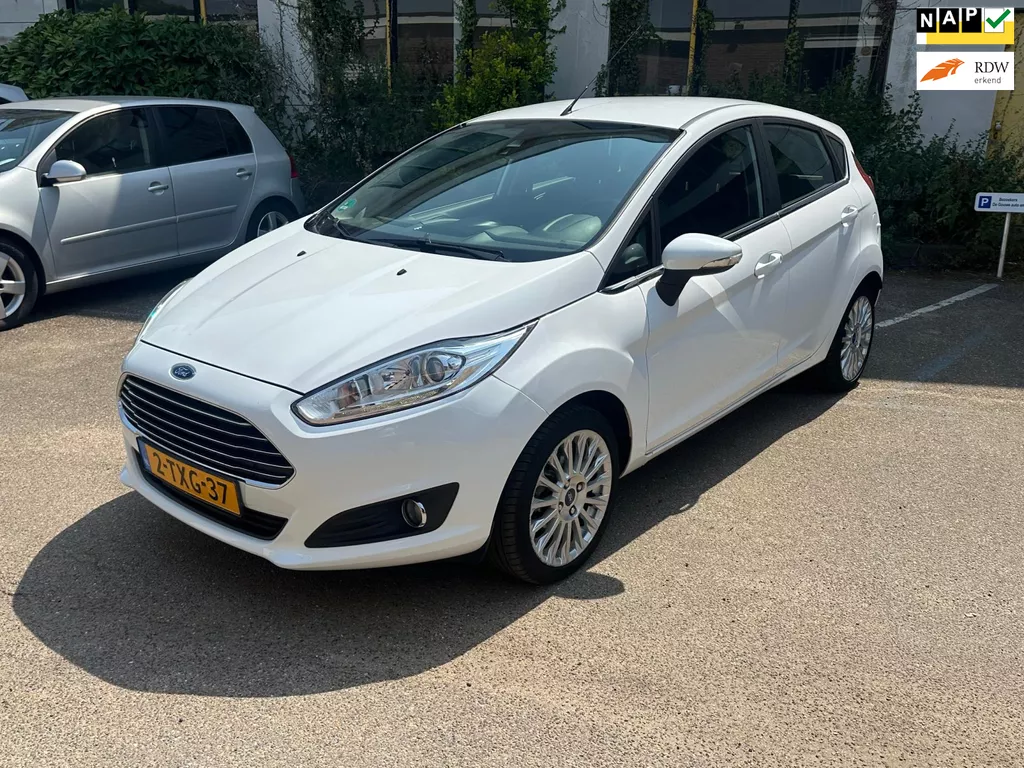 Ford Fiesta 1.0 EcoBoost Titanium X/ Cruise control/ PDC/ Trekhaak/ Bluetooth