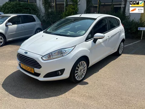 Ford Fiesta 1.0 EcoBoost Titanium X/ Cruise control/ PDC/ Trekhaak/ Bluetooth