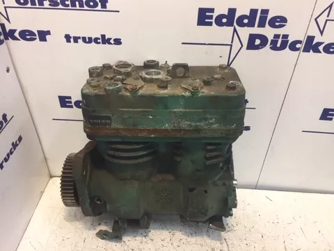 Volvo 21457378 / 21098919 COMPRESSOR KNORR-BREMSE K01727