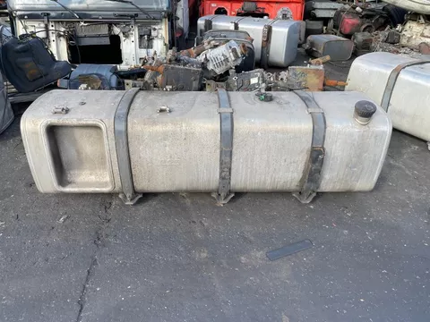 DAF 1944801 BRANDSTOFTANK 845 LTR 2327X675X620 MM