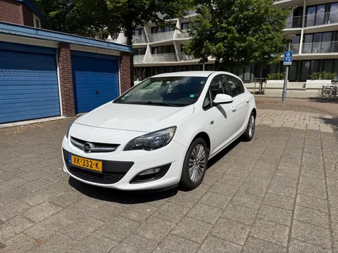 Opel Astra 1.6 Selection NW APK Airco Snow White Cruise