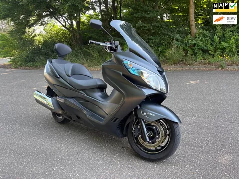 Suzuki Scooter 400A Burgman | 2016 | Krukas maakt geluid, loopt goed.