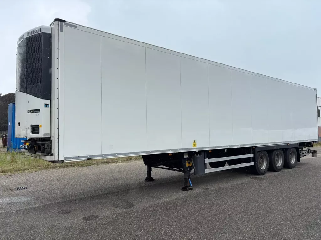 Schmitz Cargobull Thermo King SLXe Spectrum, 7 cm wanden,260 cm hoog,8.770 motor uren,SAF assen