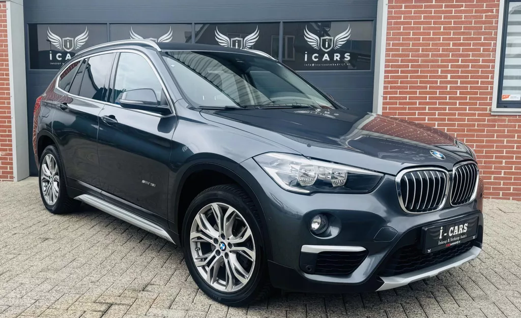 BMW X1 sDrive18i 1e eigenaar Navigatie Sport edition