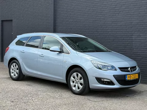 Opel Astra Sports Tourer 1.6 CDTi Blitz AIRCO | CRUISE | ELEK RAMEN | NAVI | NWE APK