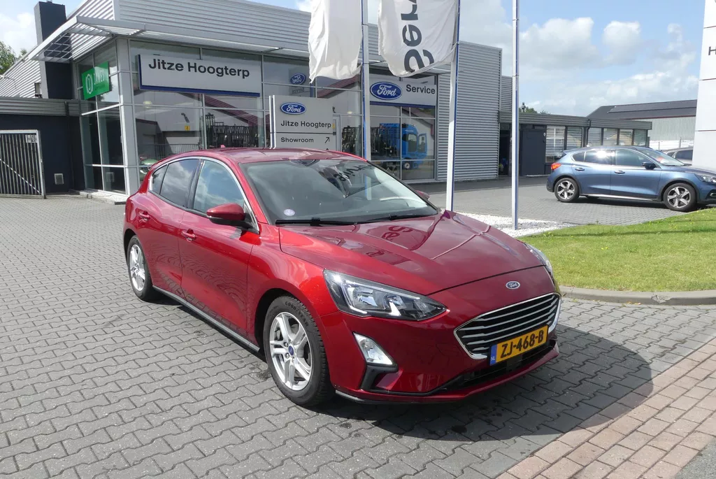 Ford Focus 1.0 EcoBoost Trend Edition Business CRUISE, WINTER PACK, TREKHAAK 1.100KG, PDC V&amp;A, APPLE CARPLAY/ANDROID AUTO, 102.613KM
