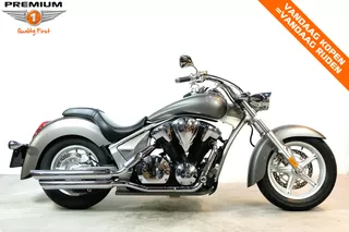 Honda VT 1300 CR STATELINE