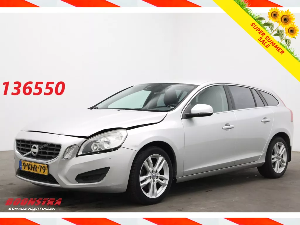 Volvo V60 1.6 T3 Aut. Momentum Navi Clima Cruise PDC 141.308 km!