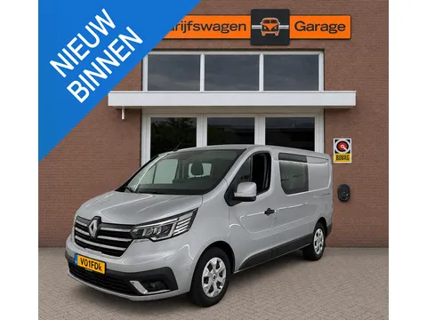 Renault Trafic 2.0 dCi 130PK L2H1 Work Edition DC | Dubbele Cabine | trekhaak | &euro; 394,- per mnd | 6 pers. |