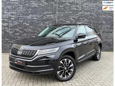 Skoda Kodiaq 2.0 TSI 190pk 4x4 ACC|Virtual|Keyless|Elekt Trekhaak|Stoelverwarm V+A|Trekgewicht 2200kg|BOM VOL OPTIES!!!