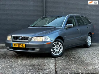 Volvo V40 1.6 Europa Prestige TREKHAAK|LEDER|AIRCO|ELEK RAMEN|NWE APK