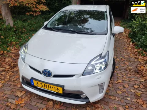 Toyota Prius 1.8 Plug-in Executive Business Xenon/Leer/JBL