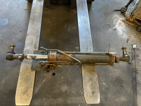 DAF 1613827 HYDRAULISCHE STUURCILINDER