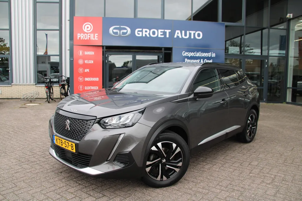 Peugeot 2008 1.2 PureTech 130pk Allure Automaat Airco Navi Carplay Parkeersensoren