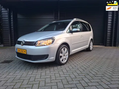 Volkswagen Touran 1.2 TSI Comfortline 17" trekhaak cruise airco etc