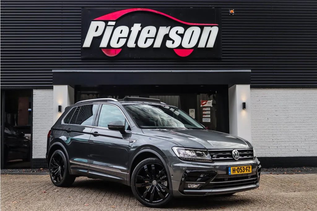 Volkswagen Tiguan 2.0 TSI 4Motion R-Line PANO ACC VIRTUAL