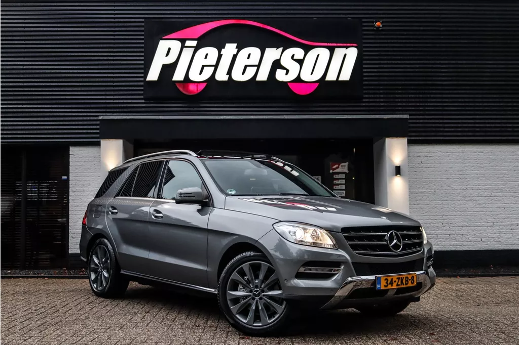 Mercedes-Benz M-klasse 350 NIEUWSTAAT PANO LUCHTVERING TREKH